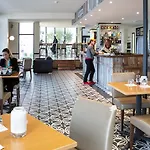 Port Marine Hotel