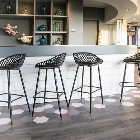 Hotel Port Marine 3*