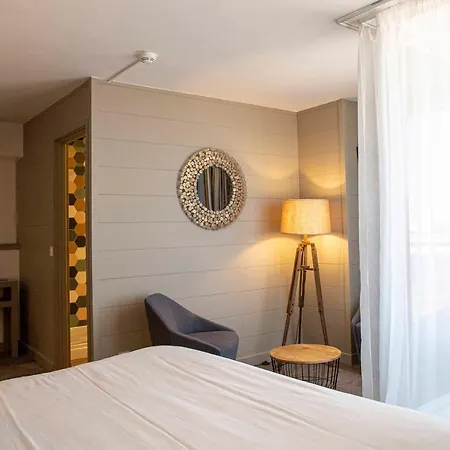 Port Marine Hotel 3*