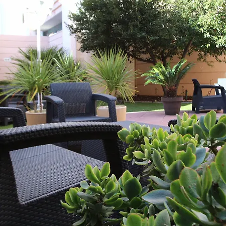 Port Marine Hotel