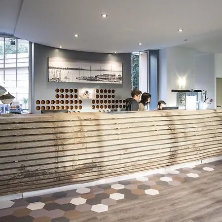 Hotell Port Marine