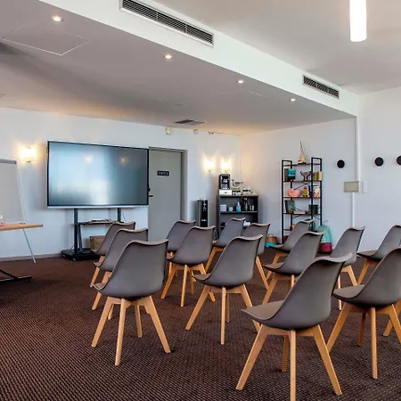 Port Marine Hotel 3*