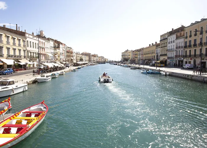 Port Marine Hotel 3*